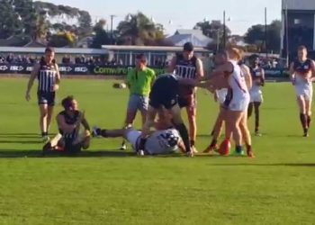Fight in Aussie Rules. Jack Osborn Vs John Butcher. Port Vs Crows.