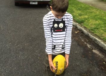How to kick an Aussie Rules Footy