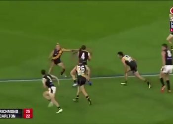 American Reacts to Aussie Football – Has Questions!