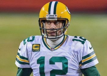 Are the Las Vegas Raiders players for Aaron Rodgers? Should they be? – NFL Nation