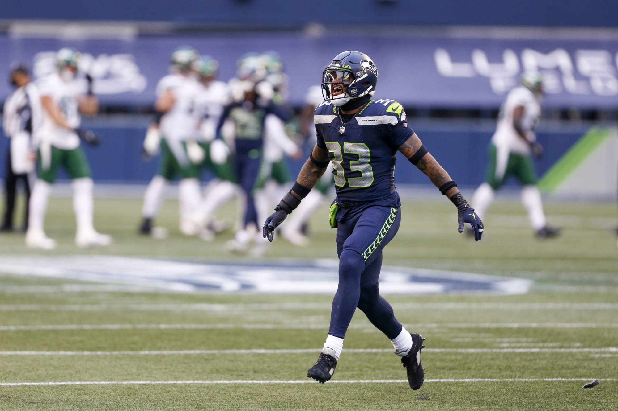 2 key offseason moves the Seahawks still need to make
