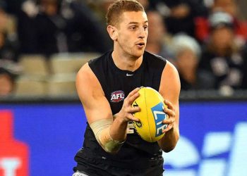 Liam Jones slammed over vax stance as Hawk contracts COVID