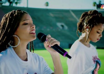 Chloe x Halle perform National Anthem ahead of 2020 NFL Kickoff Game