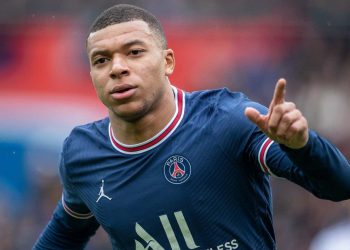 Generation Mbappe: PSG superstar backed as Messi & Ronaldo’s heir but Gallas questions Pogba’s ‘fight’