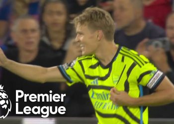 Martin Odegaard's penalty puts Arsenal 1-0 in front of Crystal Palace | Premier League | NBC Sports