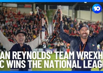Ryan Reynolds & Rob McElhenney's Team Wrexham FC Wins English National League l 10 News First