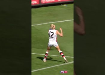 Best smother EVER? #footythrowback