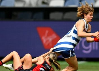 19 years and counting – AFLW Bombers add to men’s team’s finals woes with thumping loss to Cats