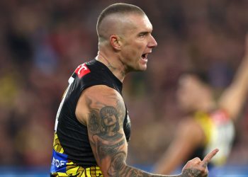 ‘Thank you to an icon’ – Tributes pour in as Martin, Hawkins announce retirement