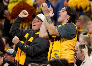 The AFL should emulate other leagues with same seat redemption for members