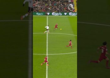 Mohamed Salah finishes excellent Liverpool counter attack