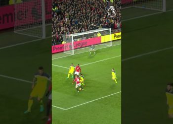 Zlatan comes in clutch against Liverpool!