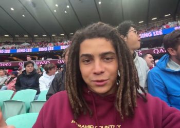 Aussie Rules Football – American Goes to This Wild Sport!