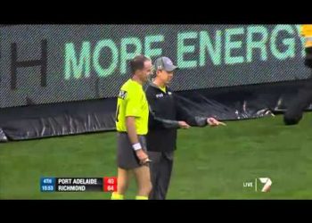 Goal umpire down – AFL