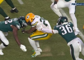 BIG hit alert! Ex-Packer Oren Burks sets the tone forcing a turnover on GB's opening kick return