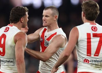 Footy Fix: They nearly pinched it, but the Swans are still in shambles