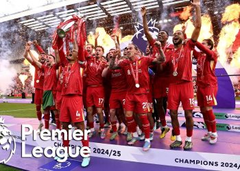Liverpool lift Premier League trophy as 2024-25 champions (FULL CEREMONY) | NBC Sports