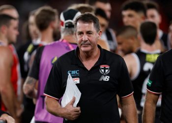 Great in line to take over Saints job from Lyon, Suns call for Fox to pay Hardwick’s bird fine, North reunion drama