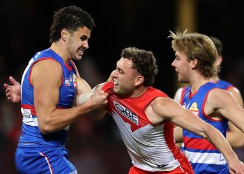 Footy Fix: The key flaw that cost the Swans a Dogs domination