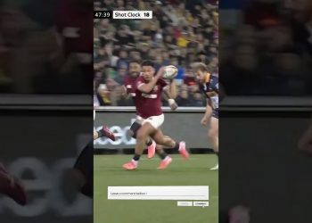 MAGIC moment!! Between Marcus Smith & Garry Ringrose!! British & Irish Lions #rugby