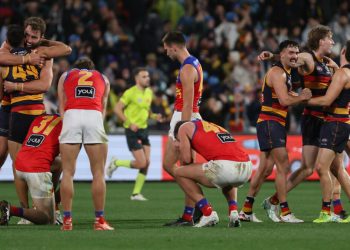 An unthinkable straight-sets exit looms for Crows and Lions