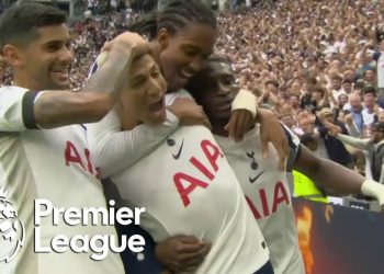 'SENSATIONAL!: Richarlison's screamer doubles Spurs' lead v. Burnley | Premier League | NBC Sports