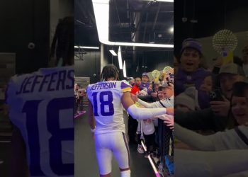 Justing Jefferson MVP Chants! #shorts